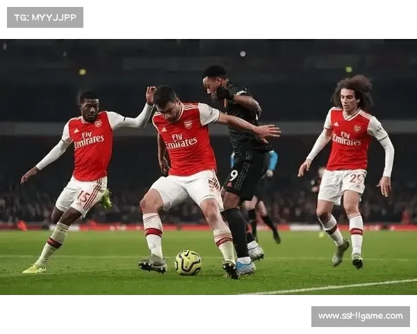 英联赛杯阿森纳对阵水晶宫，枪手凭借主场与状态优势被看好